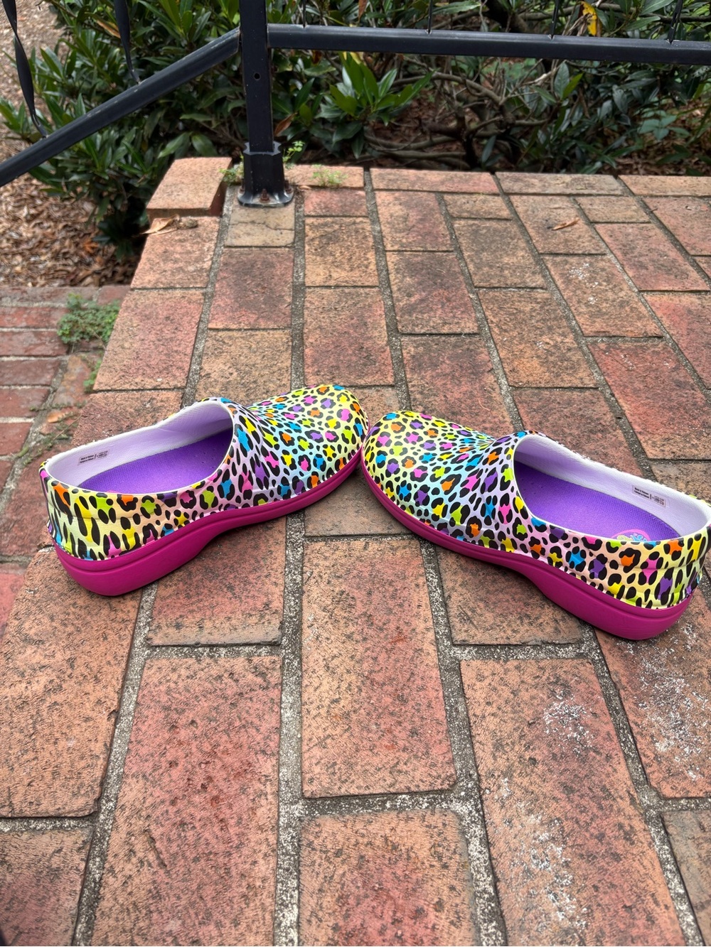 Lisa Frank CROCS Rainbow Leopard Print Mules - Picture 6 of 8
